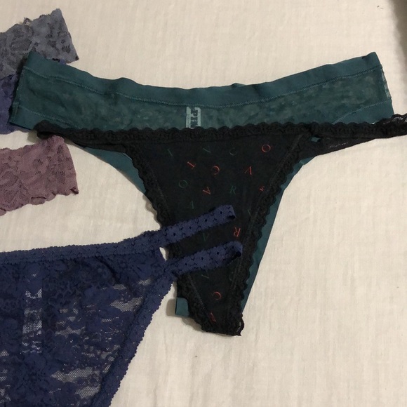 Victoria’s secret’s & Victoria’s secret’s pink panties - Picture 3 of 5